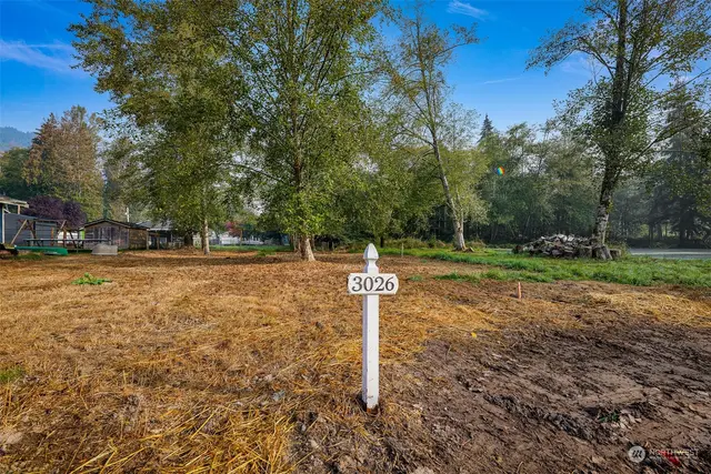 Land, Sedro Woolley