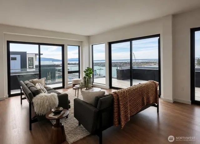 Condo, Bellingham