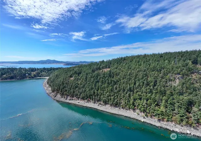 Land, Anacortes