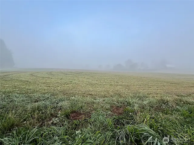 Land, Sedro Woolley