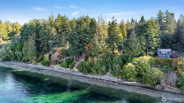 Land, Lummi Island
