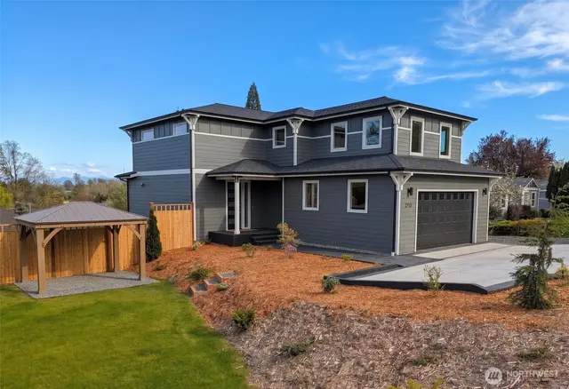 Contemporary, Ferndale