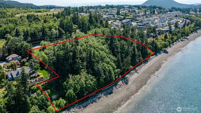 Land, Anacortes