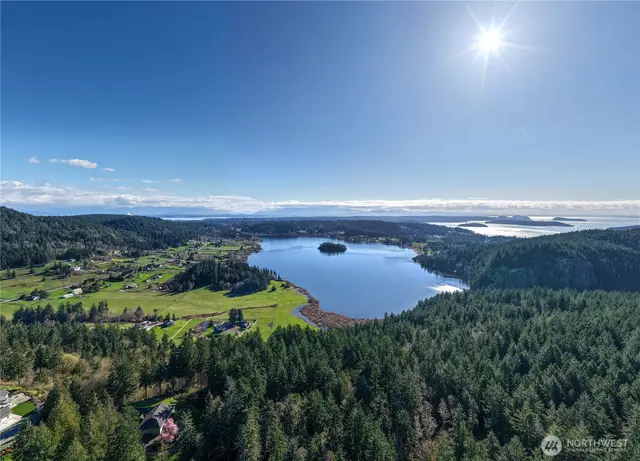 Land, Anacortes