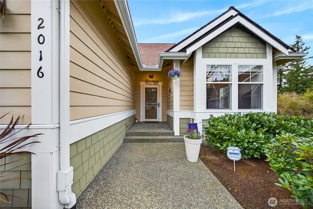 Contemporary, Anacortes