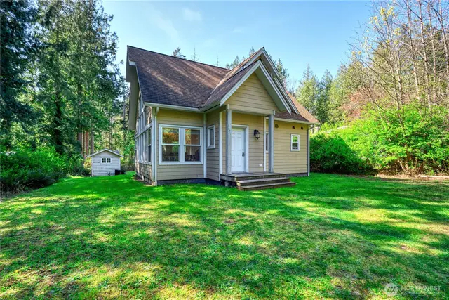 Craftsman, Point Roberts