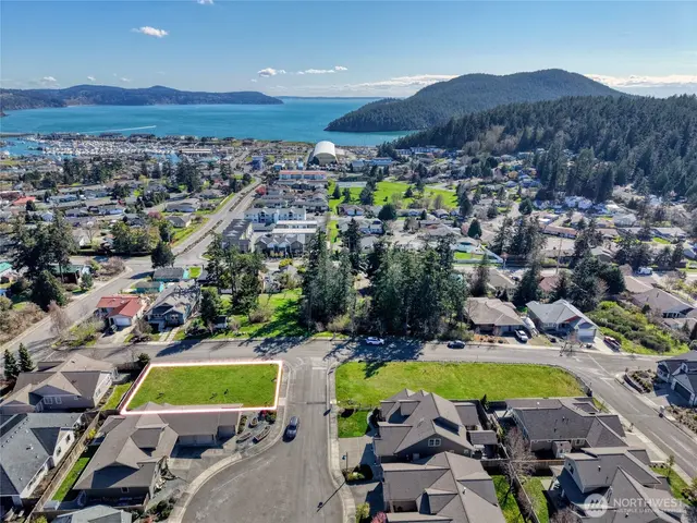 Land, Anacortes