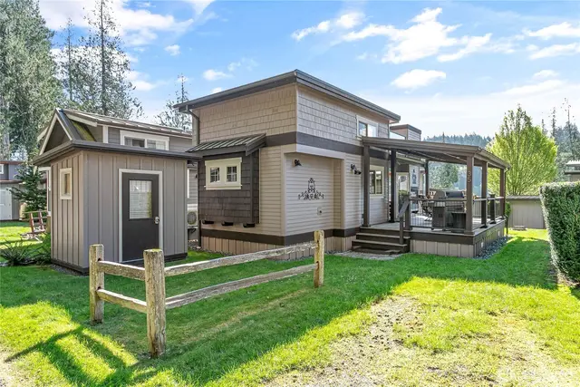 Condo, Sedro Woolley