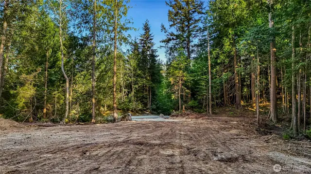 Land, Sedro Woolley