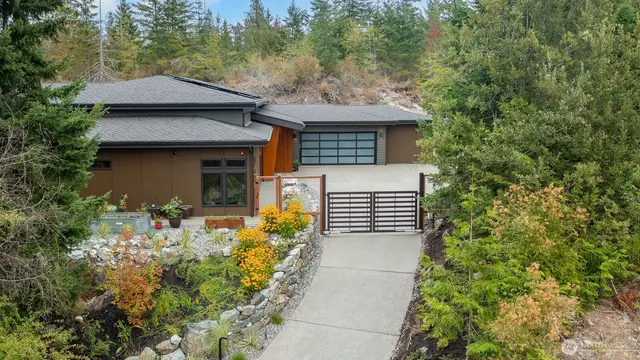 Contemporary, Anacortes