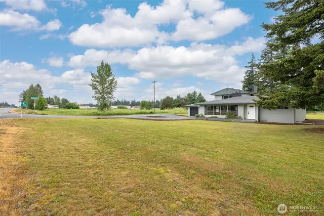House, Lynden
