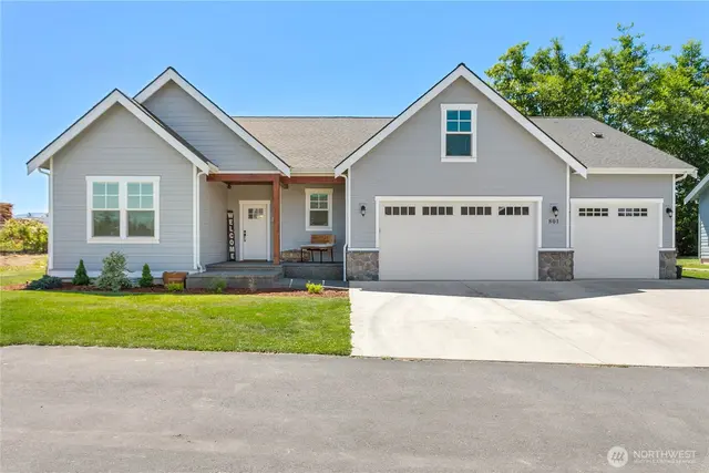 Contemporary, Everson