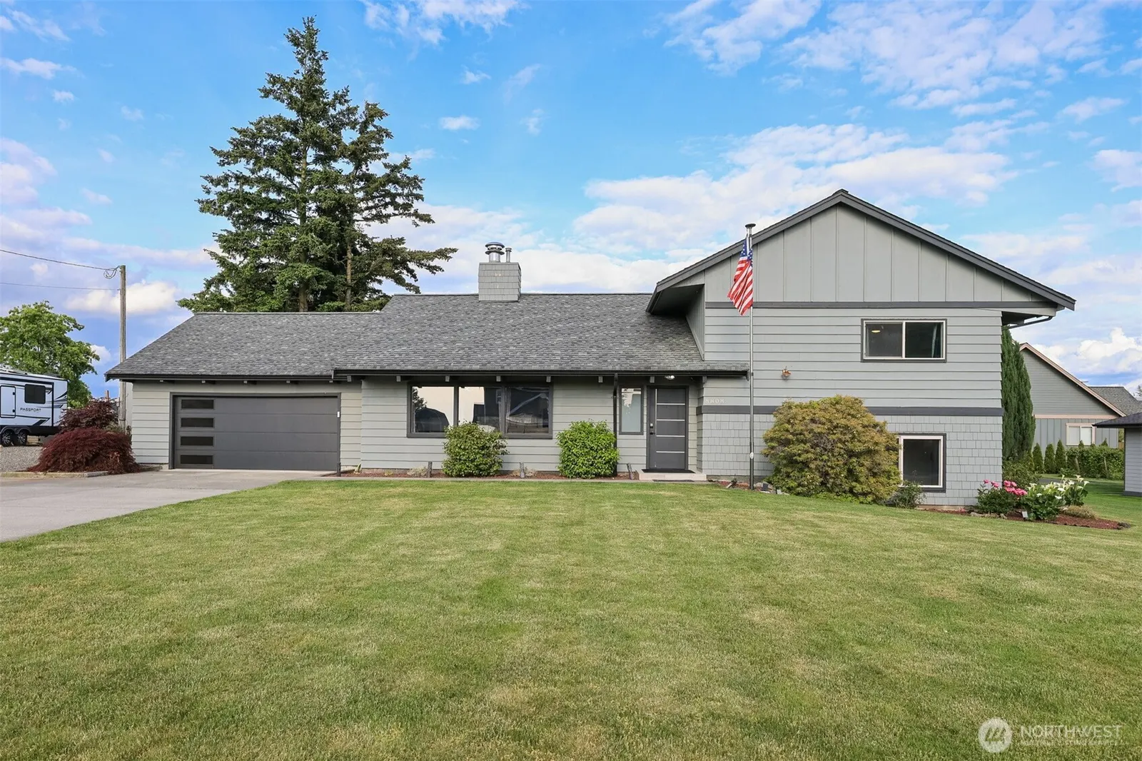 House, Lynden