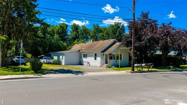 House, Everson
