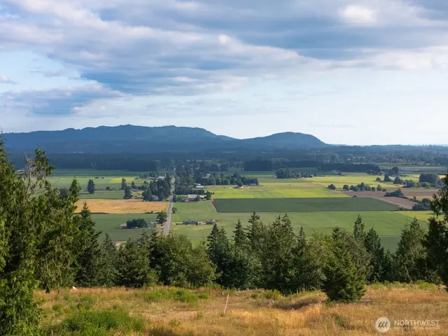 Land, Sedro Woolley