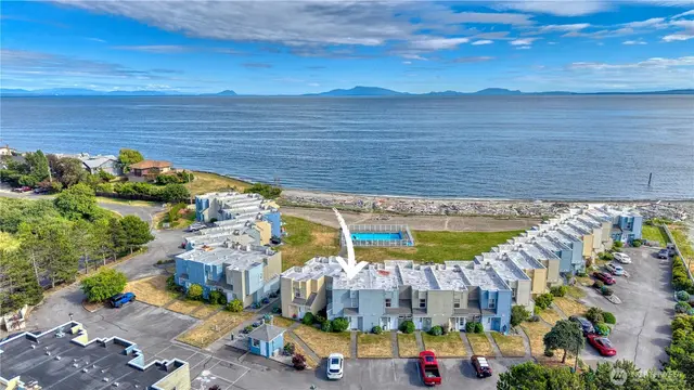 Condo, Point Roberts