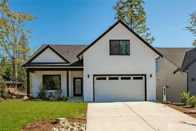 Contemporary, Blaine