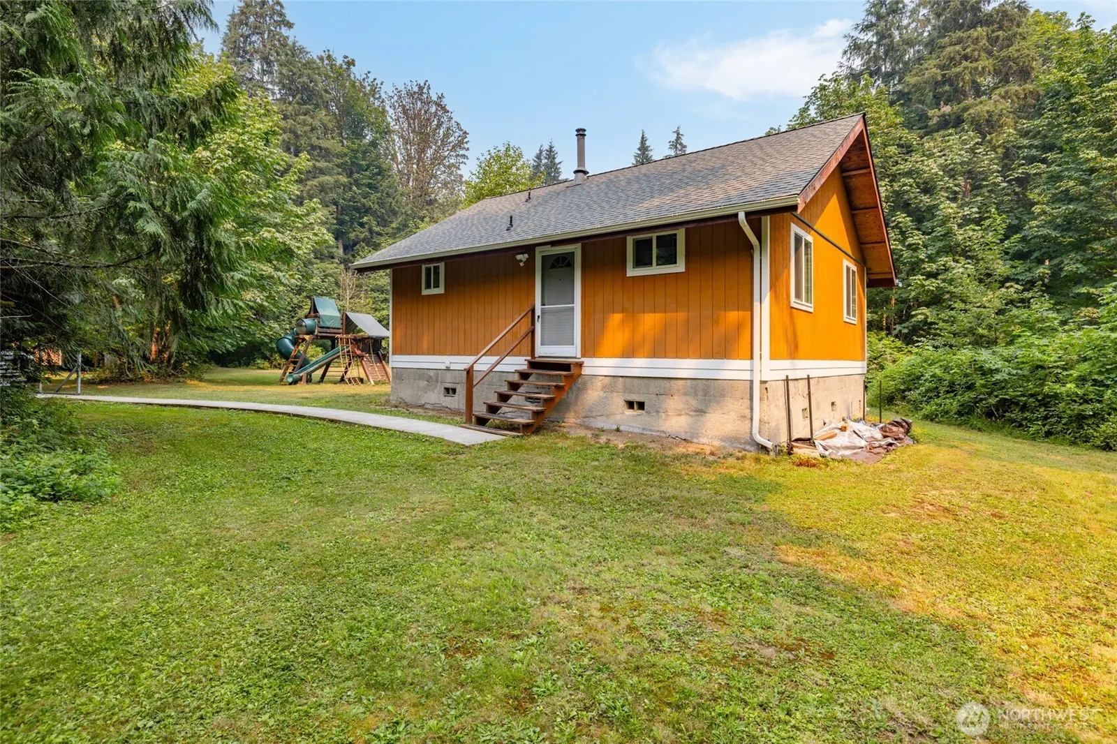 House, Marblemount