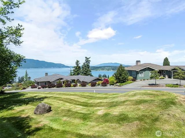 Land, Anacortes