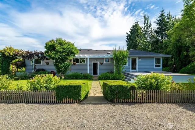 House, Lynden