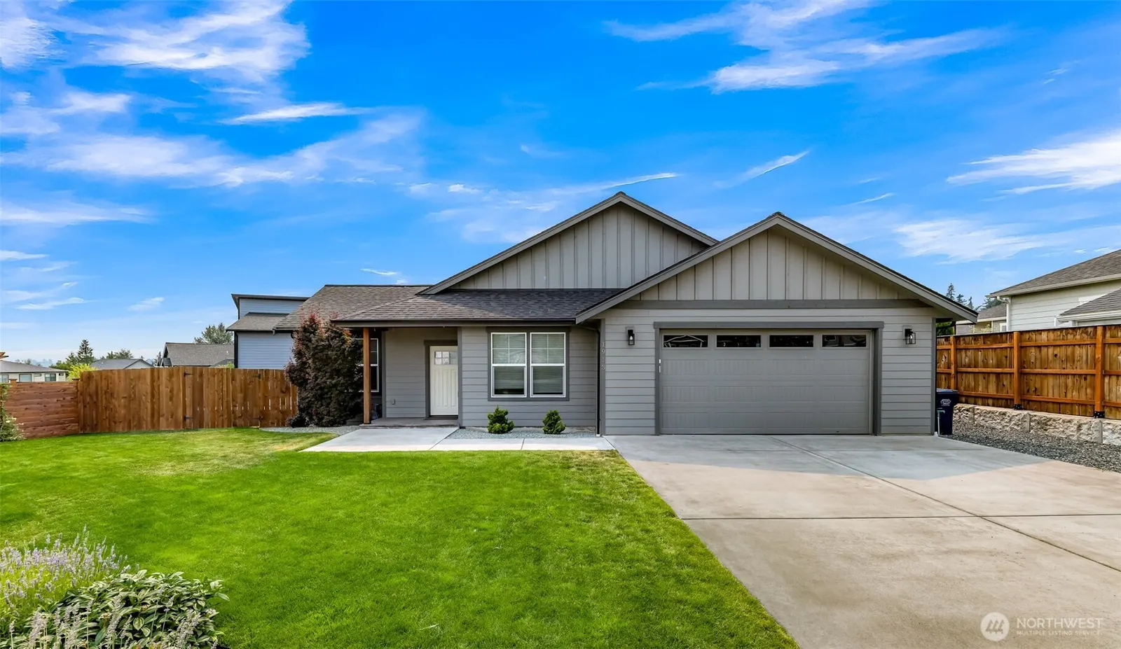 Contemporary, Lynden