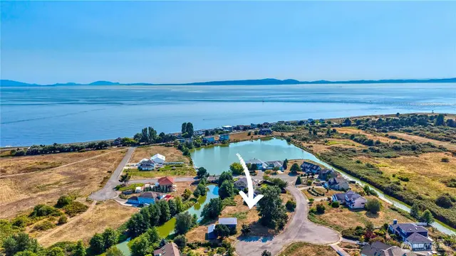 Land, Point Roberts
