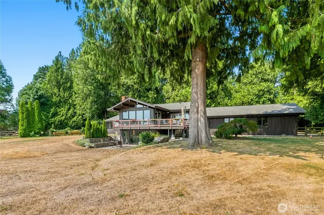 House, Lynden