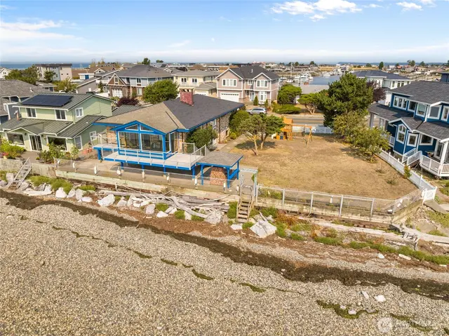 Contemporary, Ferndale