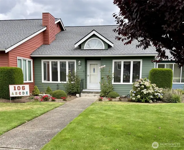 Condo, Lynden