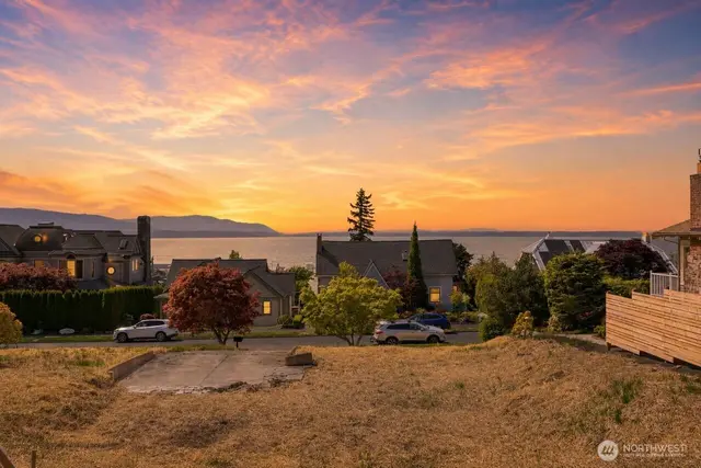 Land, Bellingham