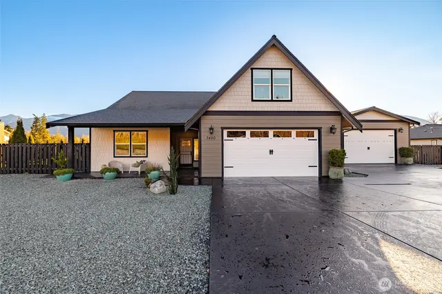 Contemporary, Sedro Woolley