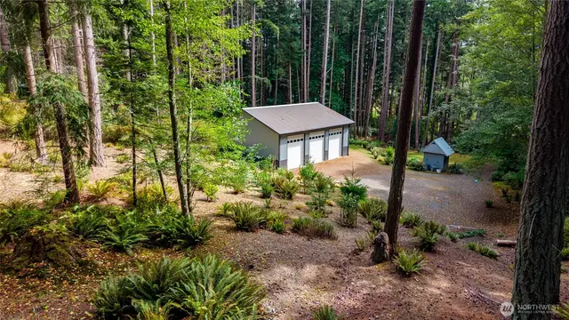 Land, Anacortes