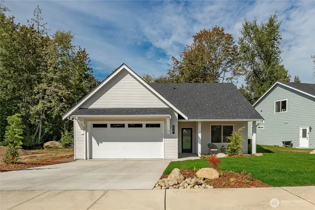 Contemporary, Blaine