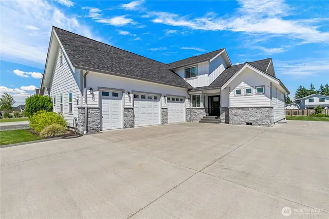 House, Lynden