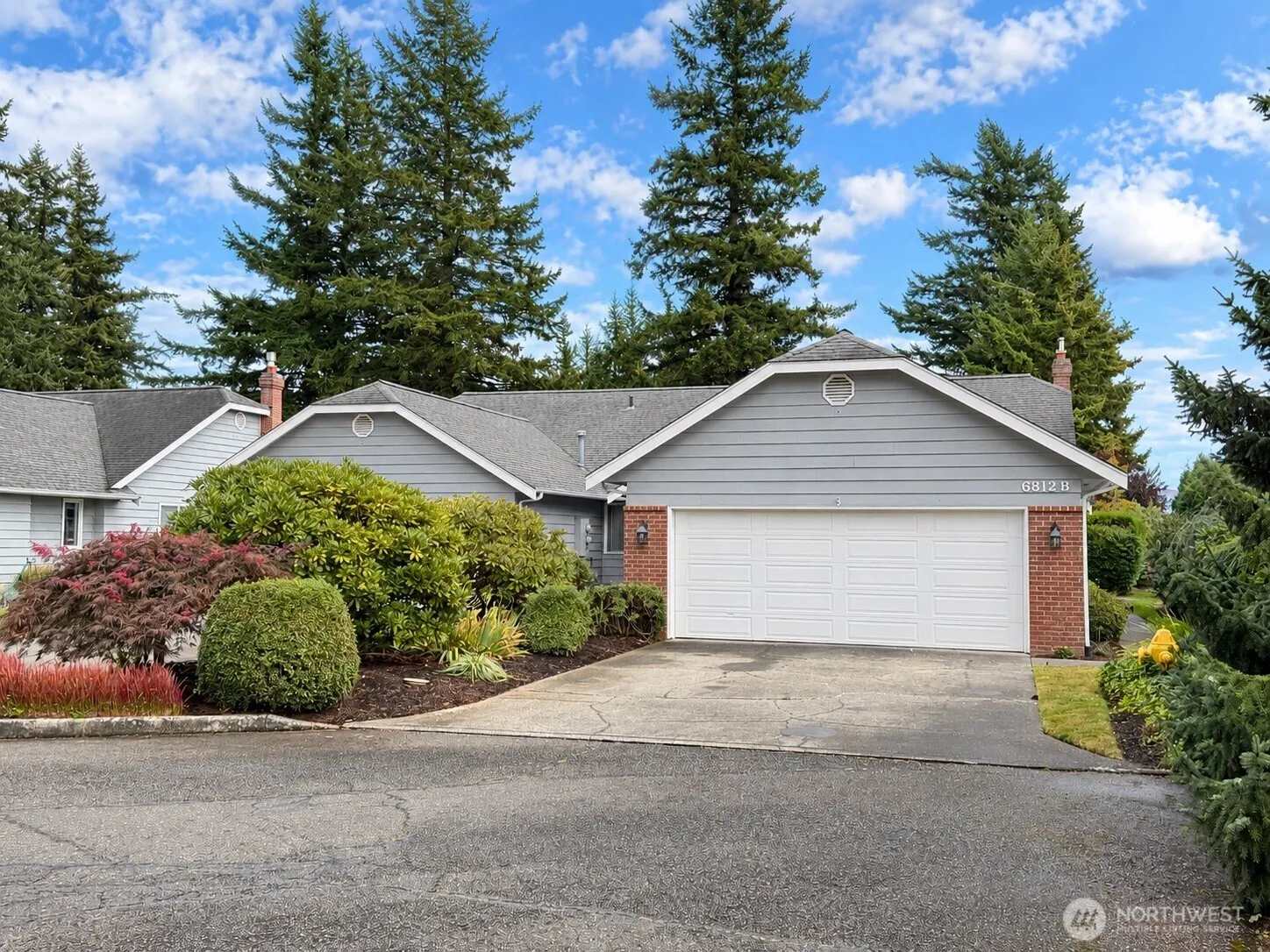 Condo, Lynden
