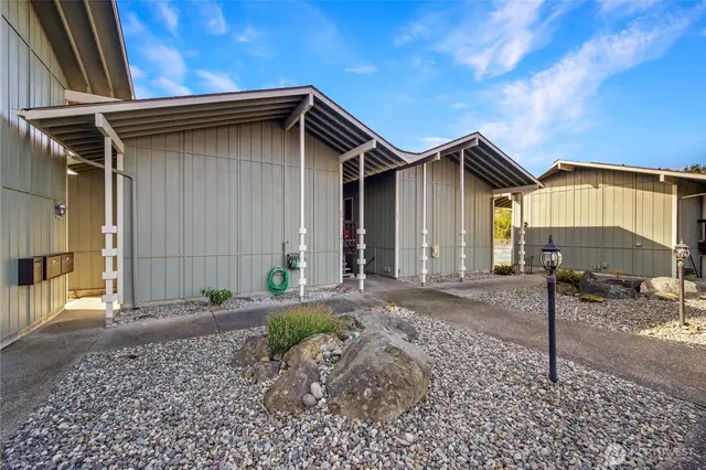 Condo, Anacortes