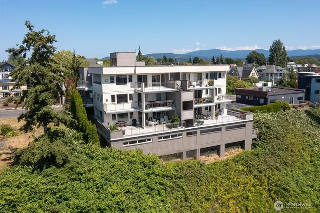 Modern, Bellingham