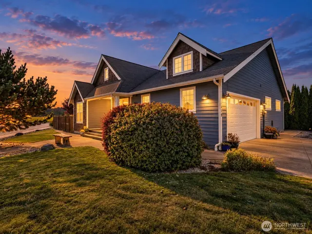 Contemporary, Ferndale