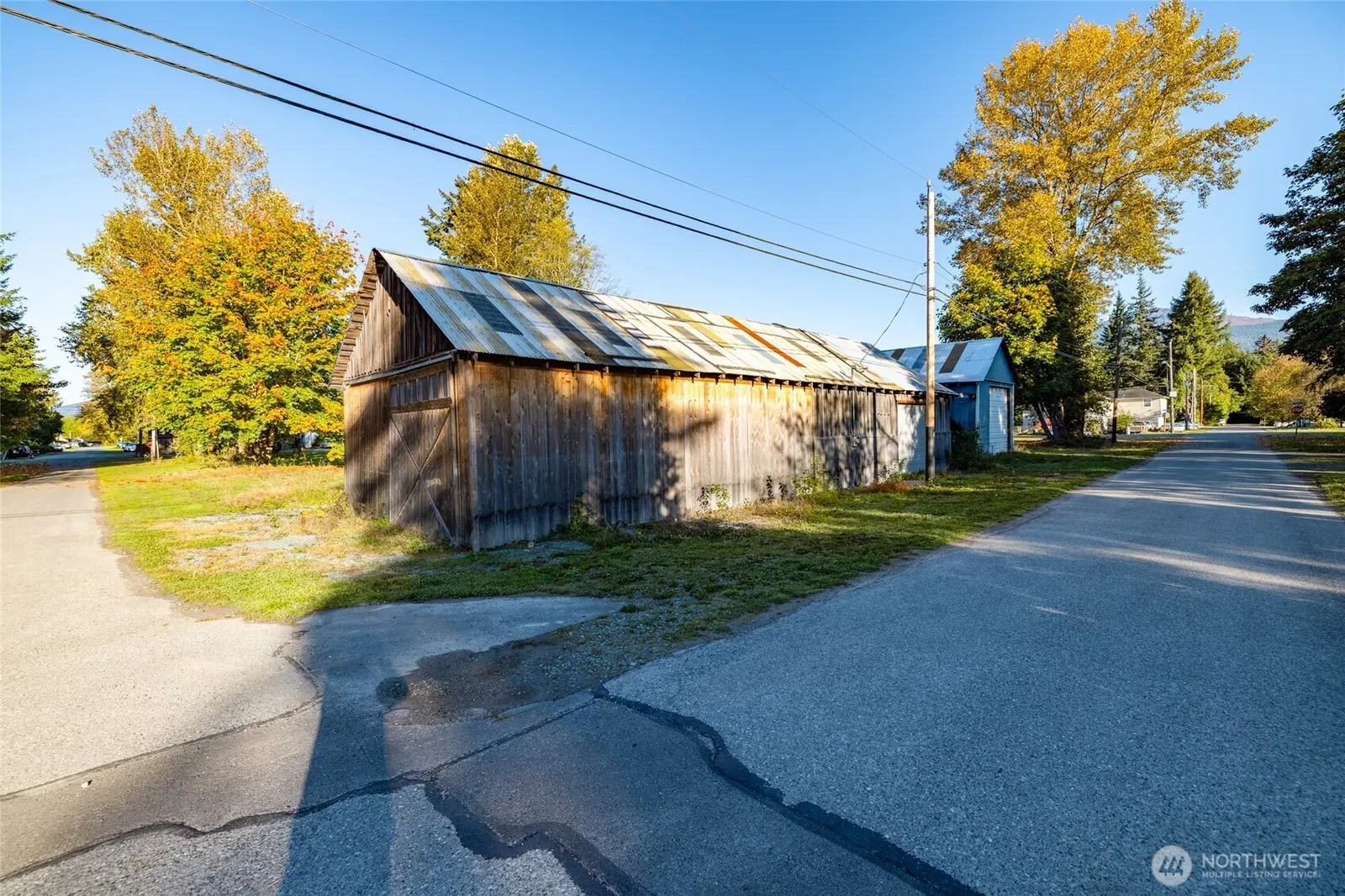 Land, Hamilton